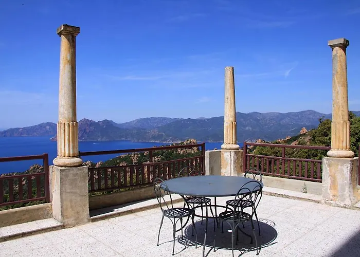 Les Roches Rouges Piana (Corsica)