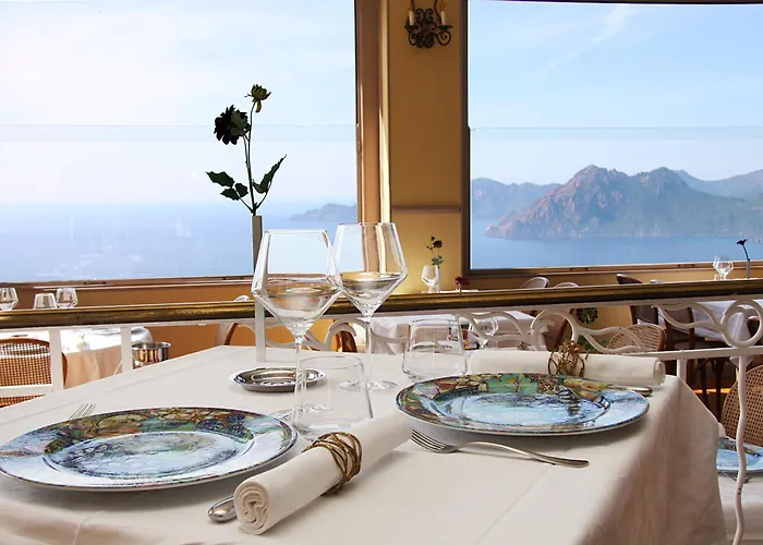 Hotel Les Roches Rouges 3*